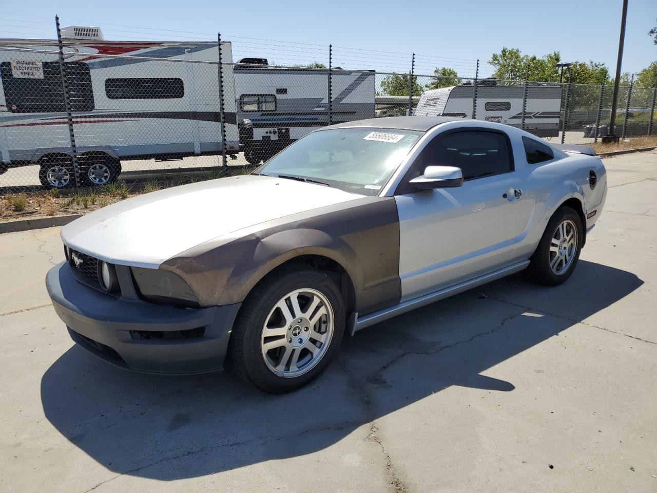 FORD MUSTANG GT 2005