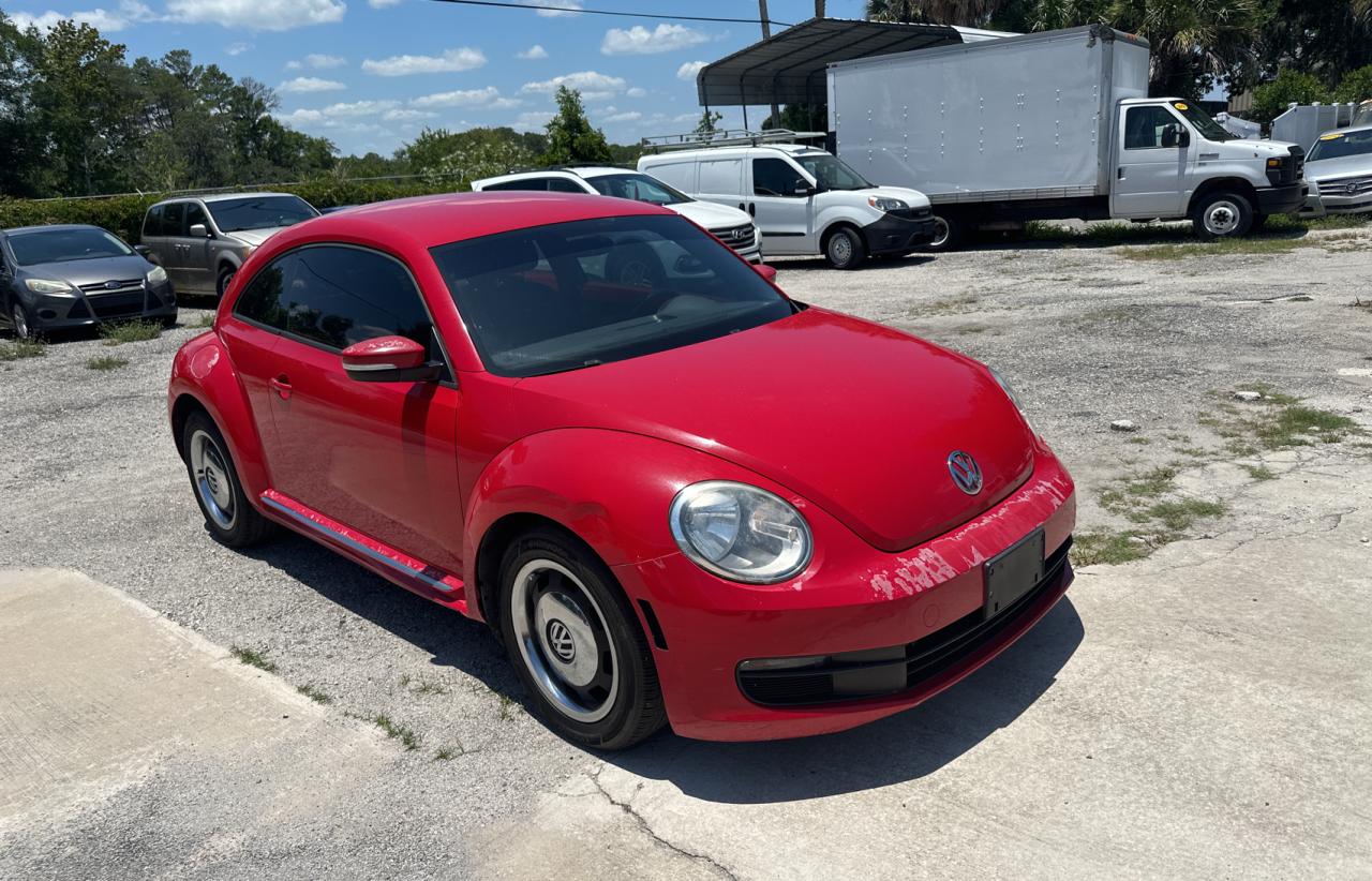 VOLKSWAGEN BEETLE 2012