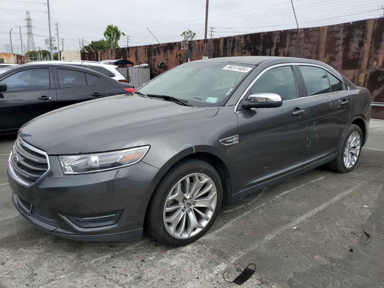 FORD TAURUS LIM 2018