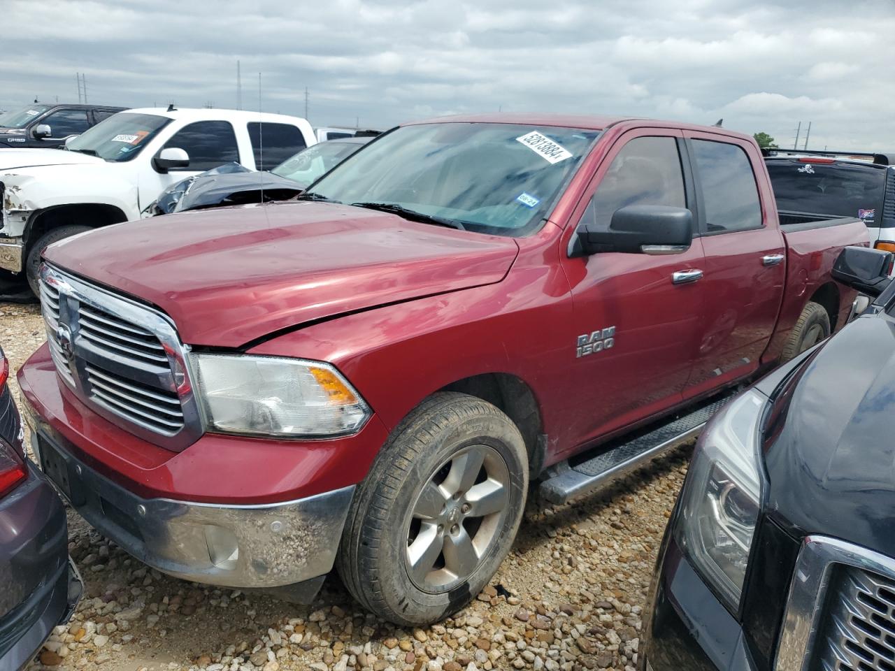 RAM 1500 SLT 2015