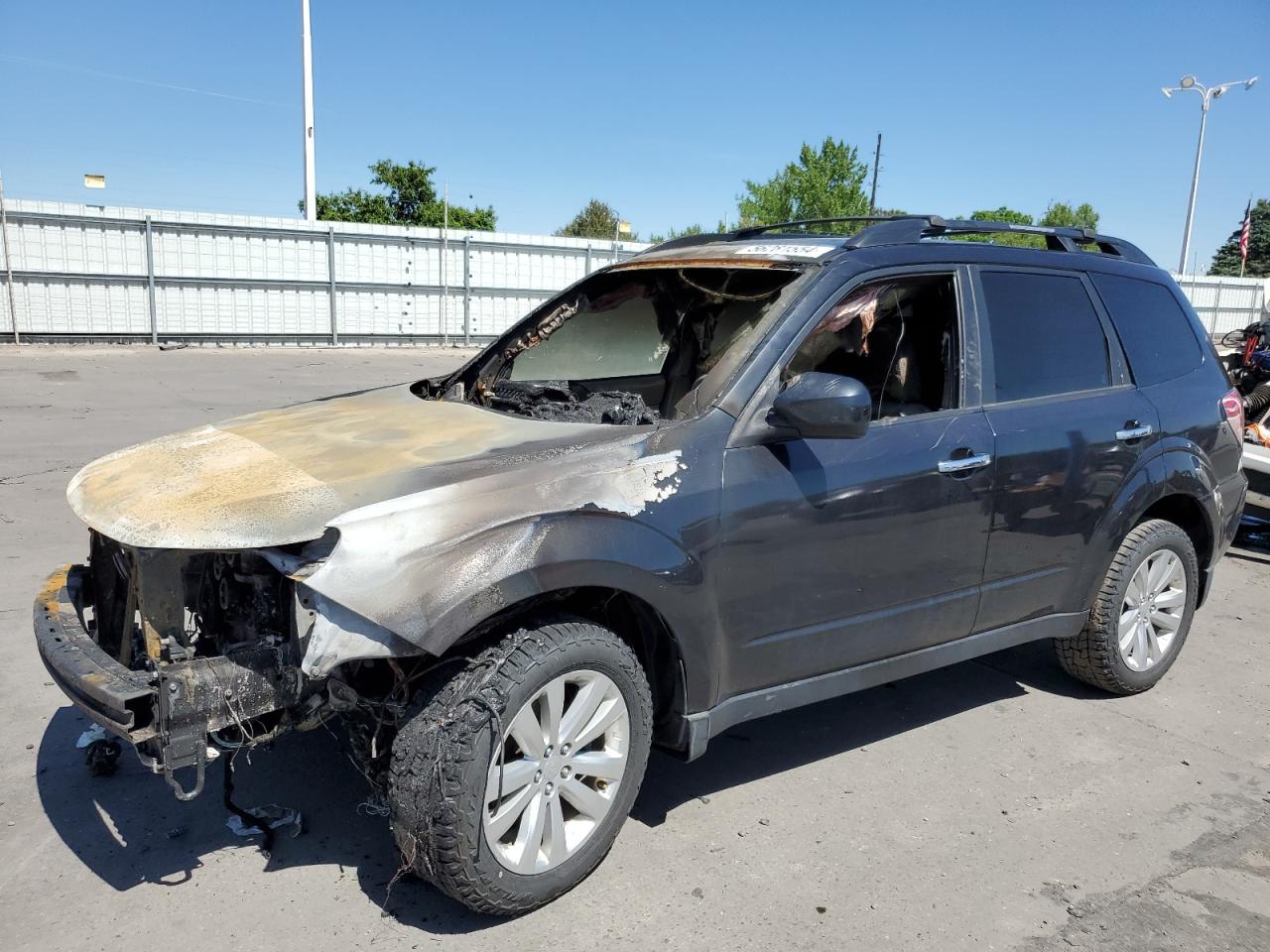 SUBARU FORESTER L 2011