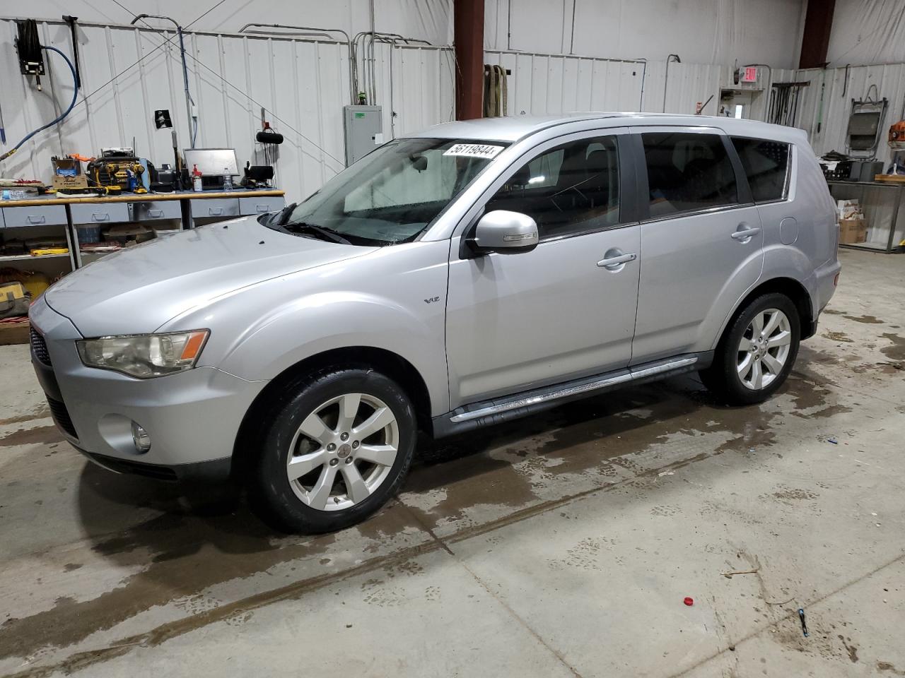 MITSUBISHI Outlander 2012