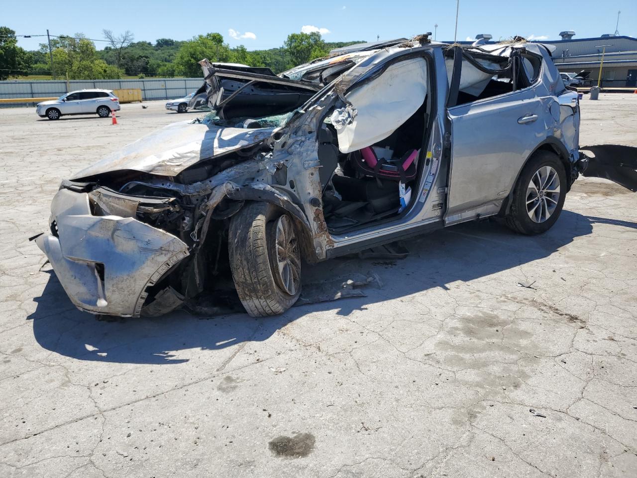 TOYOTA RAV4 HV LE 2017