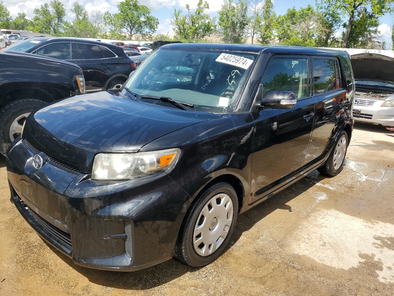 TOYOTA Scion Xb 2012
