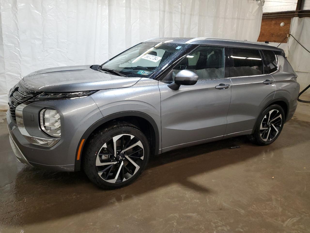 MITSUBISHI OUTLANDER 2024