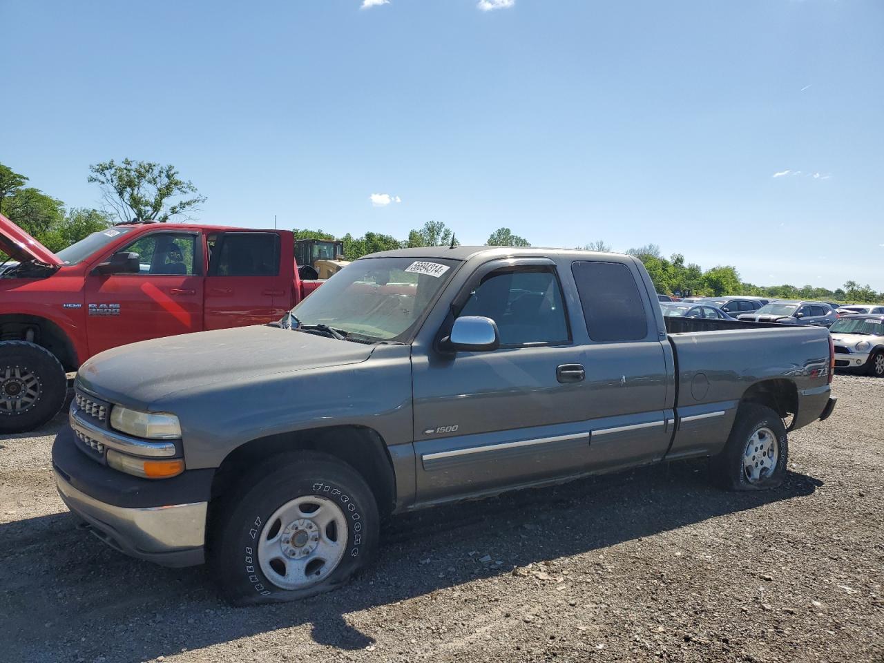 CHEVROLET SILVERADO 2001