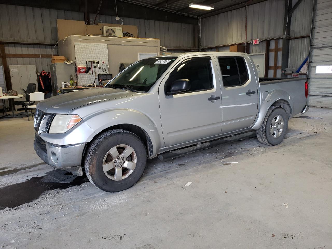 NISSAN FRONTIER C 2010