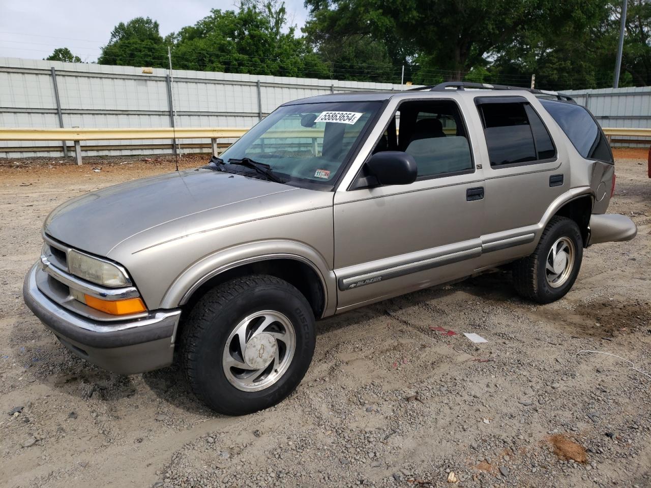 CHEVROLET BLAZER 2001