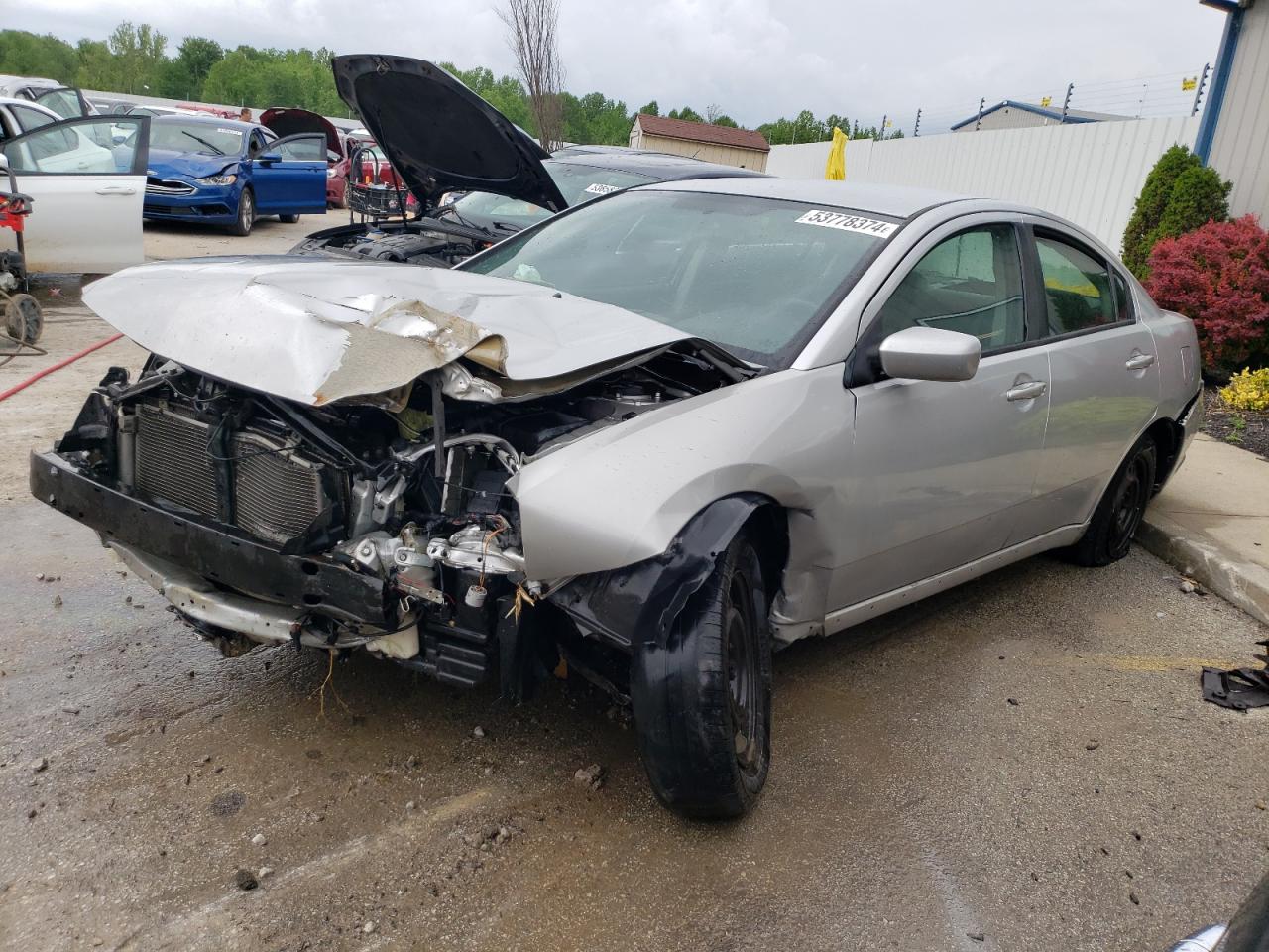 MITSUBISHI GALANT ES 2010