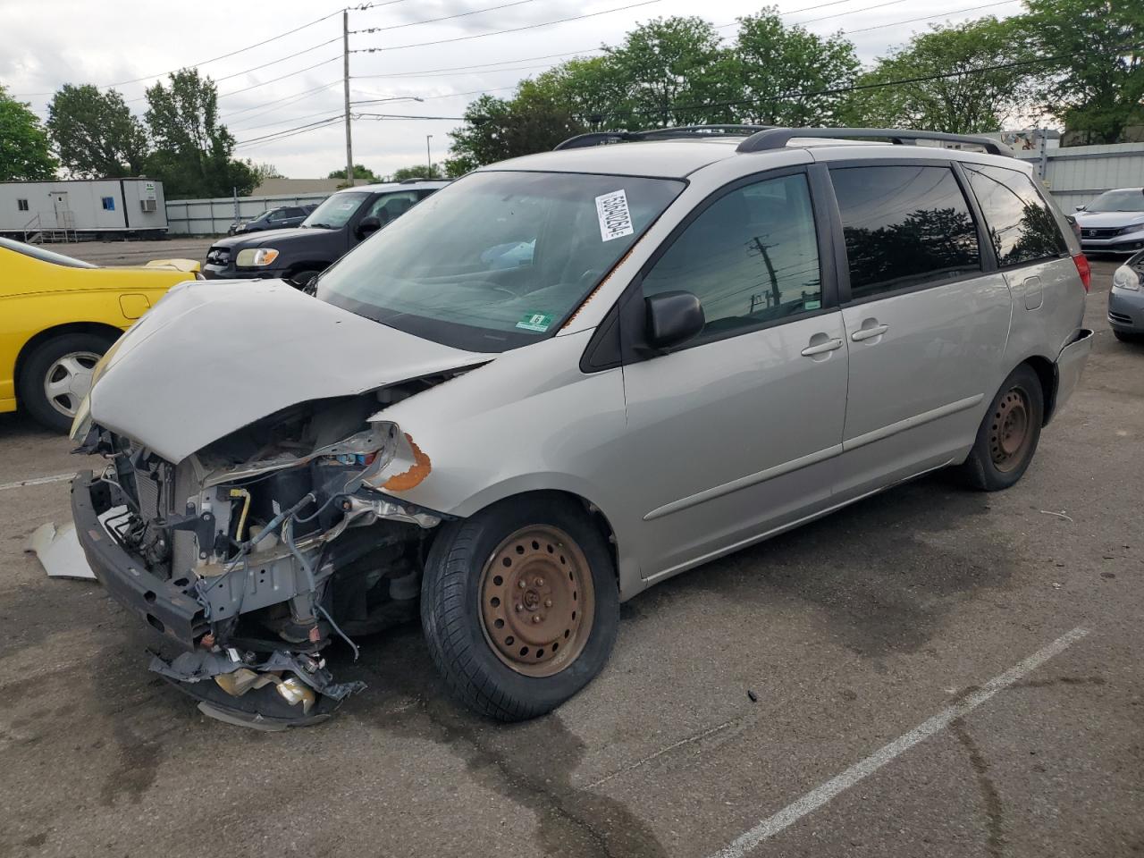 TOYOTA SIENNA CE 2006