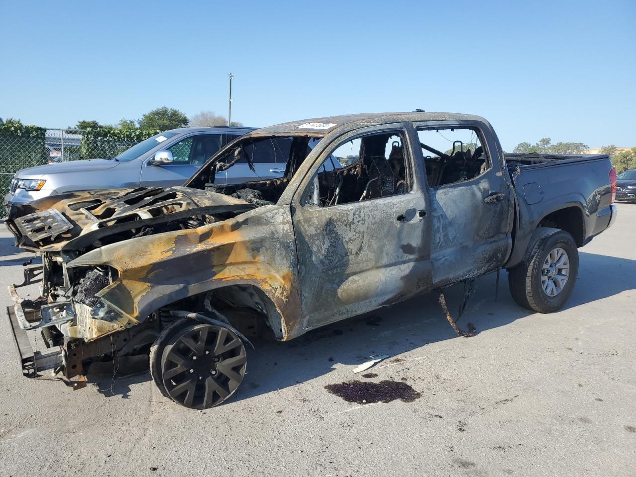 TOYOTA TACOMA DOU 2016