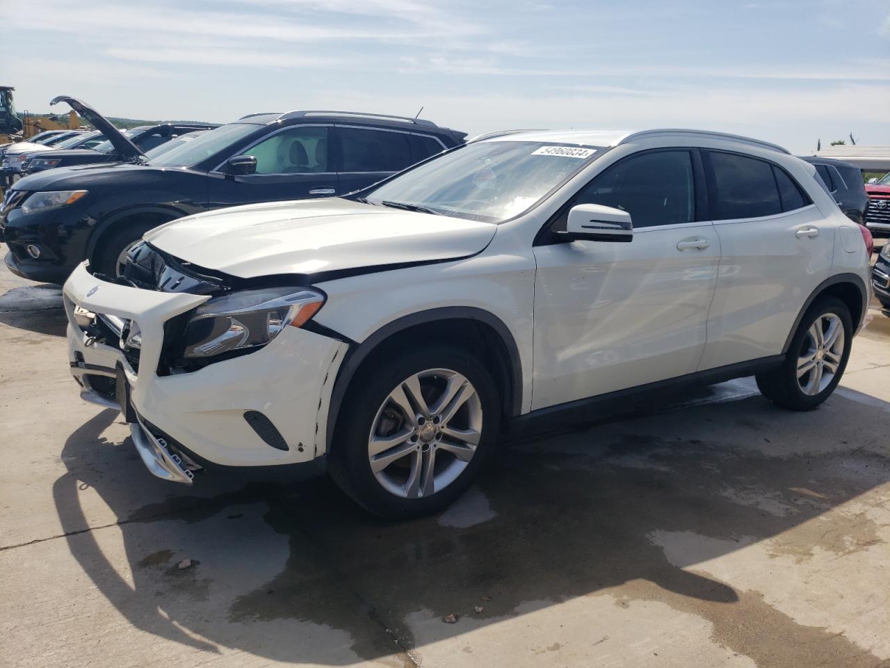 MERCEDES-BENZ GLA-CLASS 2015