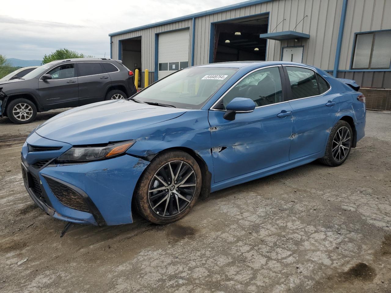 TOYOTA CAMRY SE N 2023