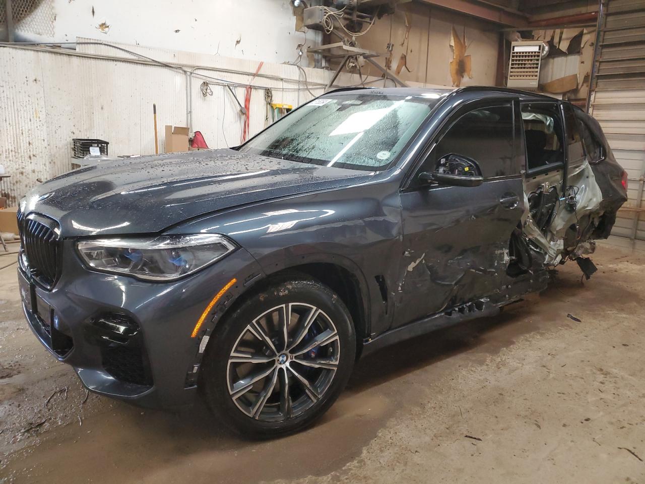 BMW X5 M50I 2022