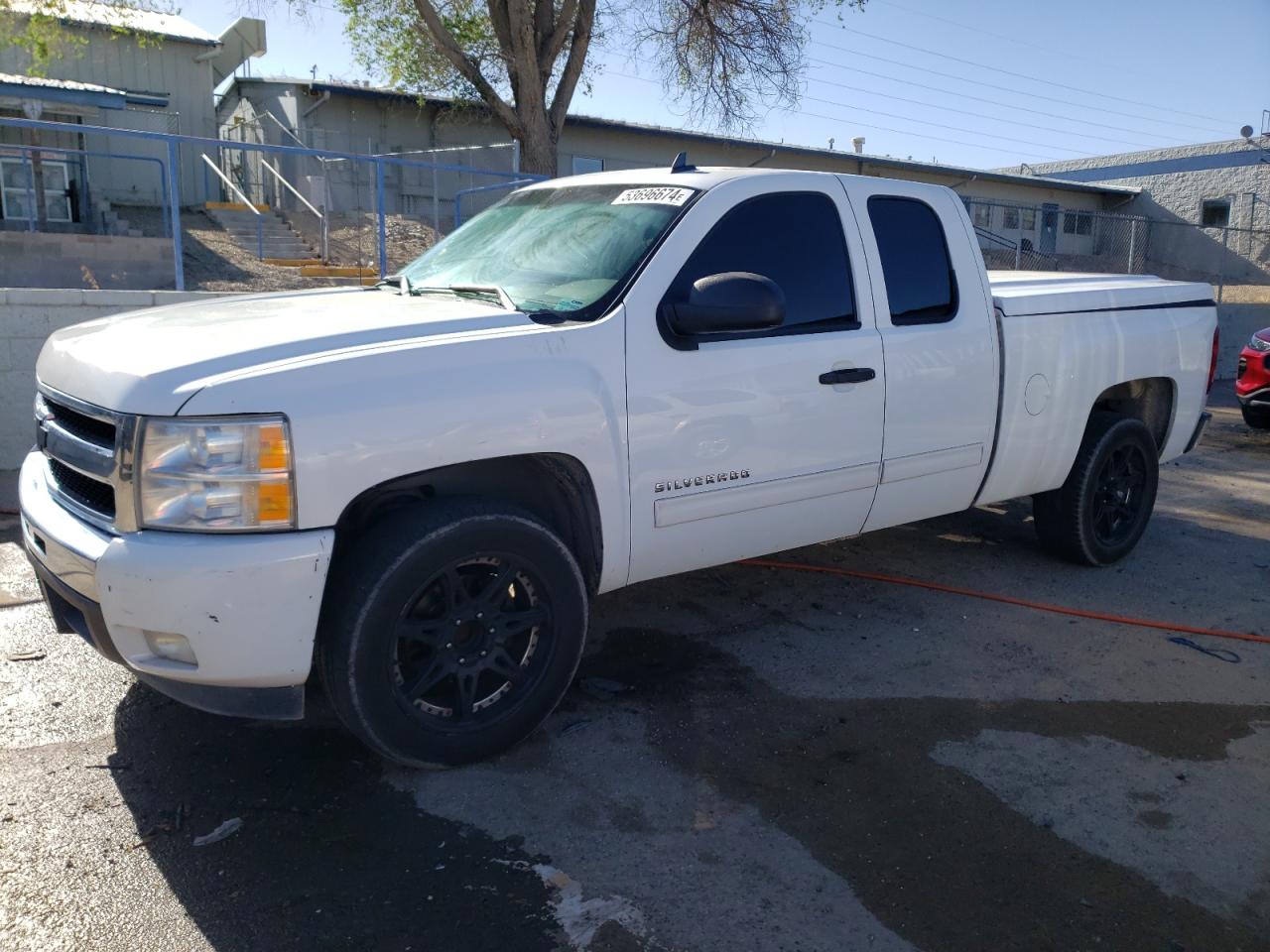 CHEVROLET SILVERADO 2011