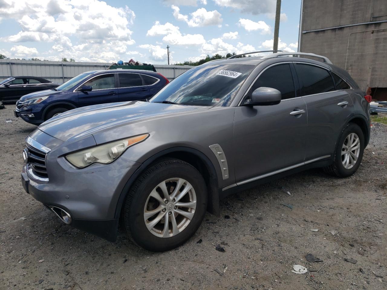 INFINITI FX35 2012