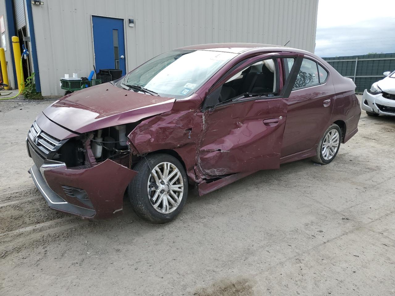 MITSUBISHI MIRAGE G4 2021