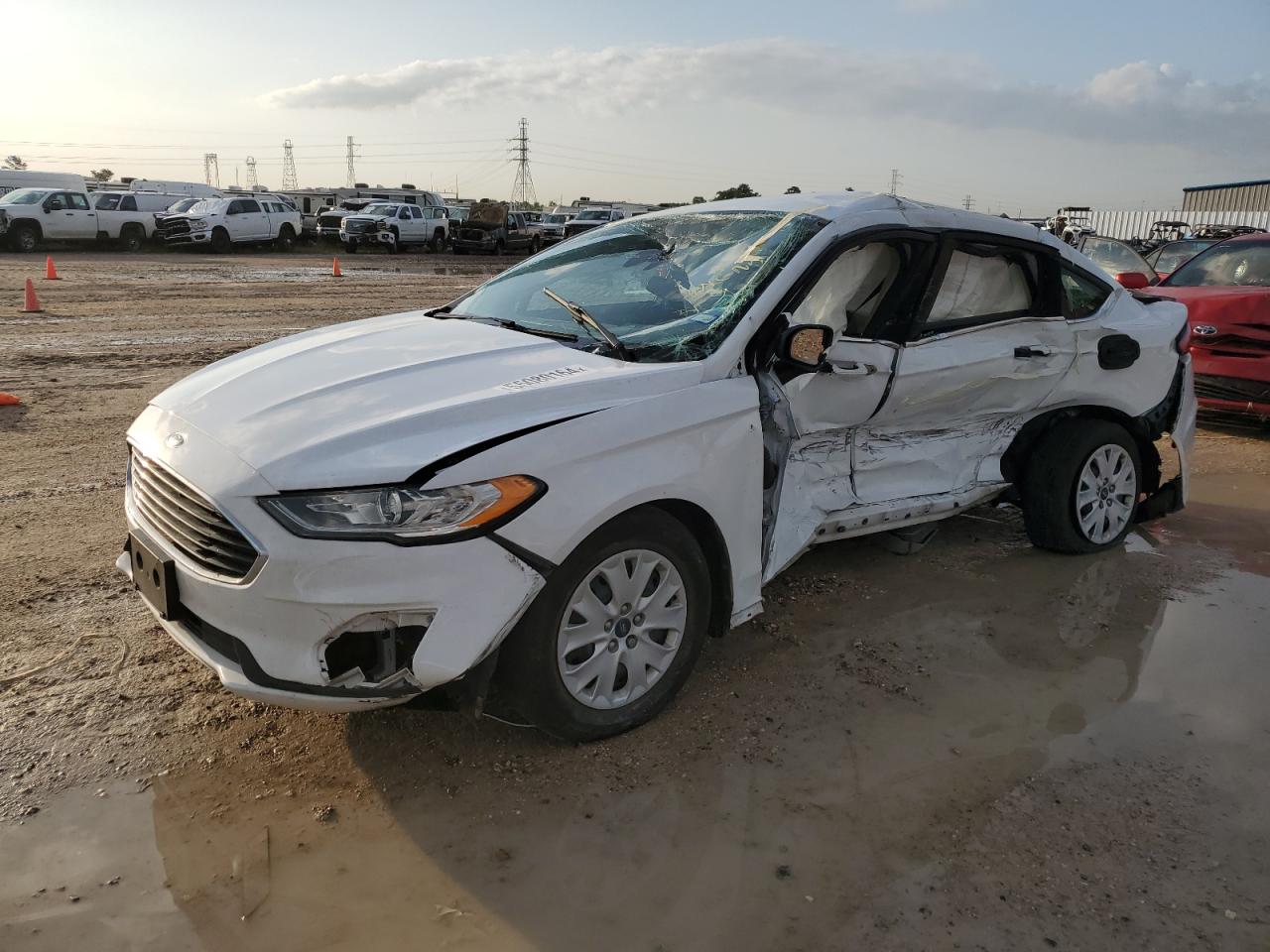 FORD FUSION S 2020