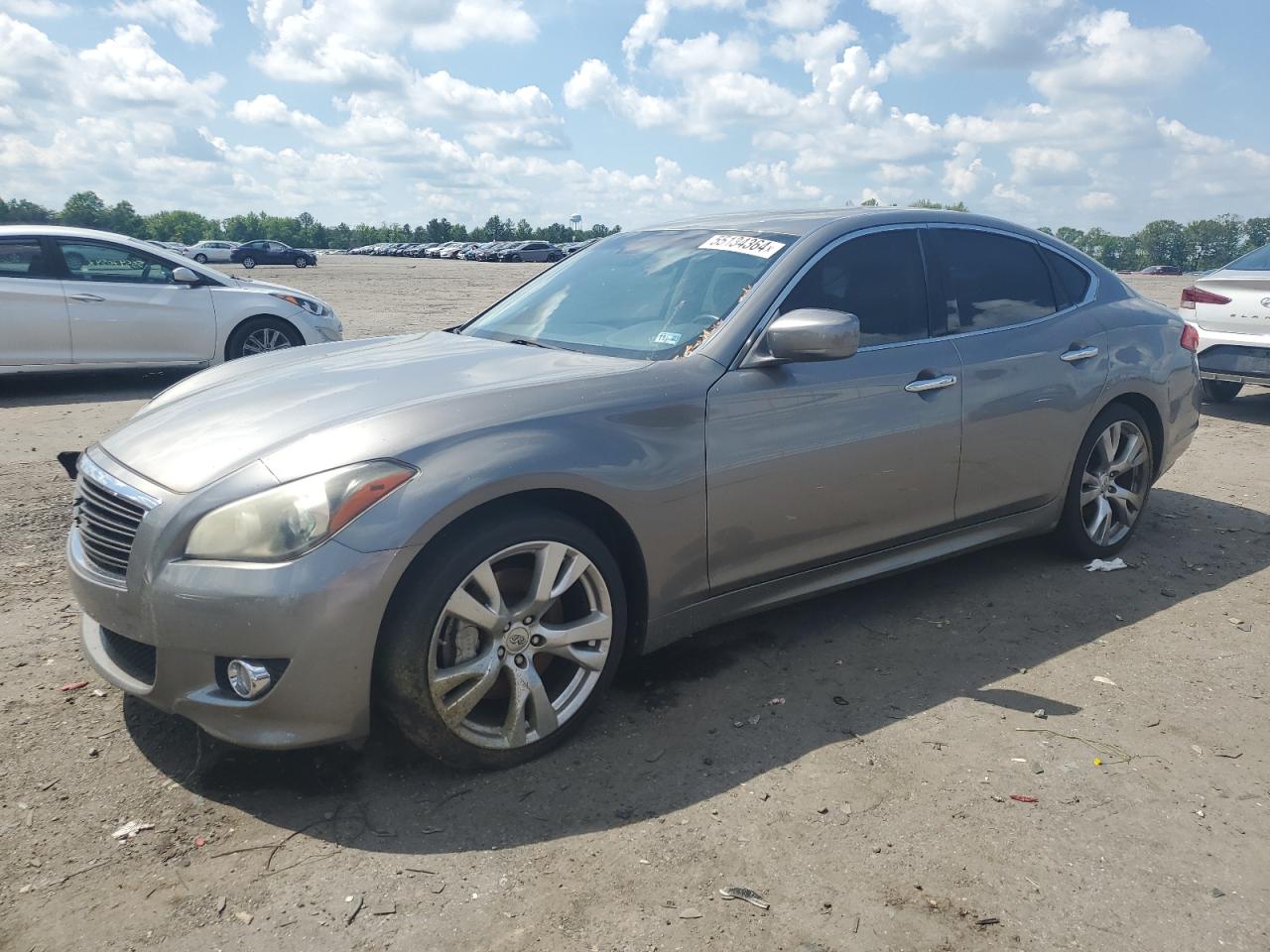 INFINITI M37 2011