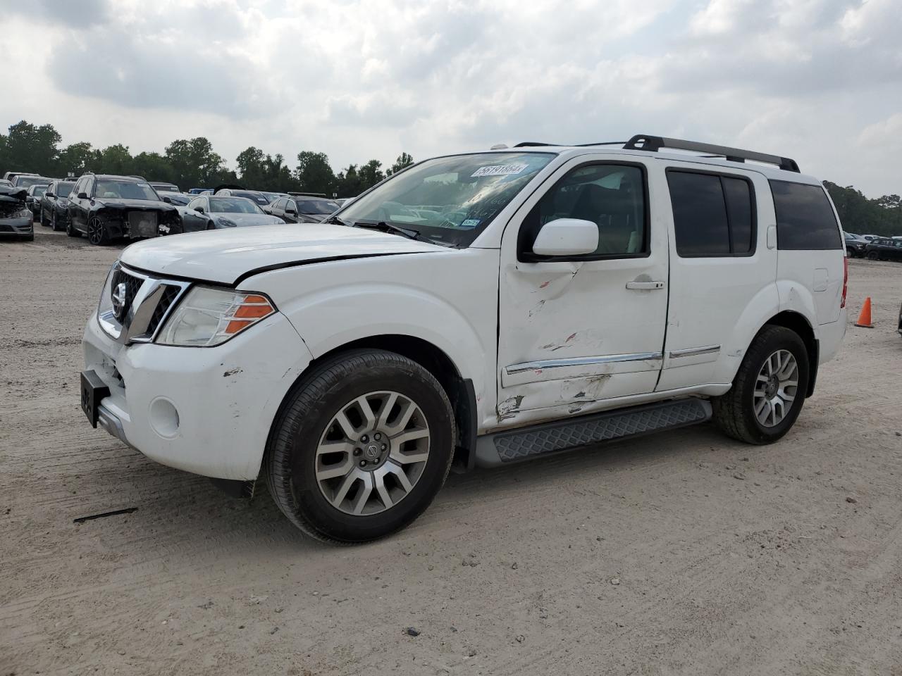 NISSAN PATHFINDER 2012
