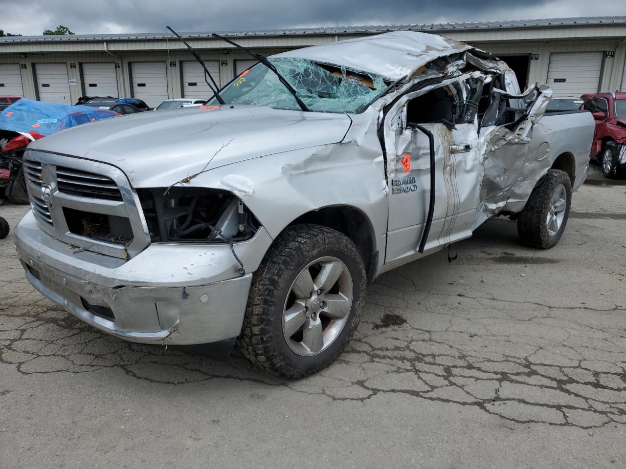 RAM 1500 SLT 2017