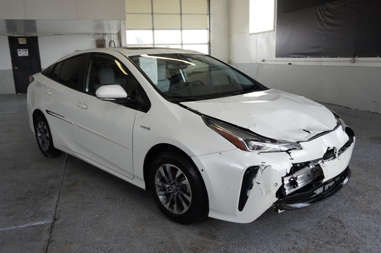 TOYOTA PRIUS 2019