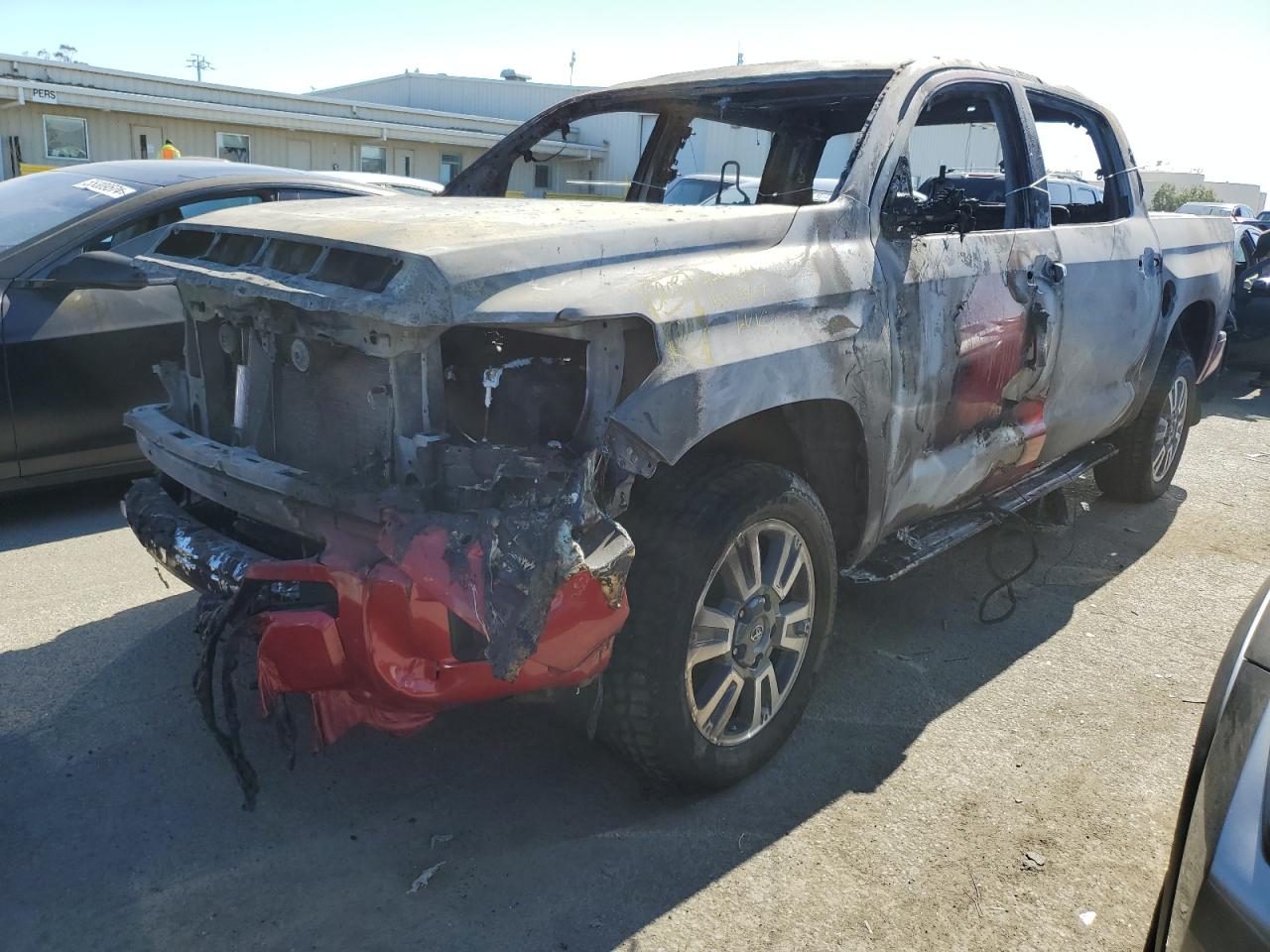 TOYOTA TUNDRA CRE 2020