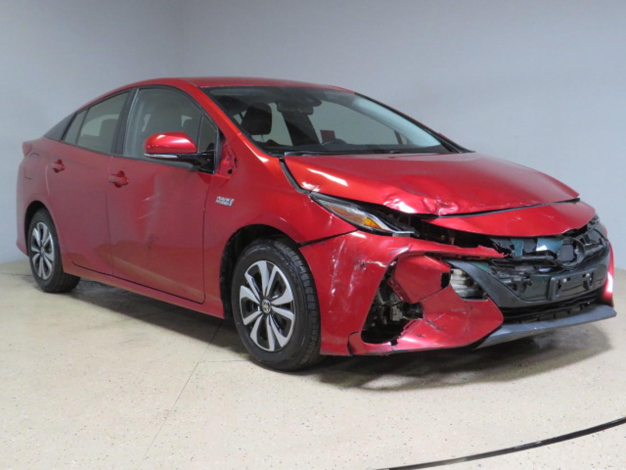 TOYOTA PRIUS 2019