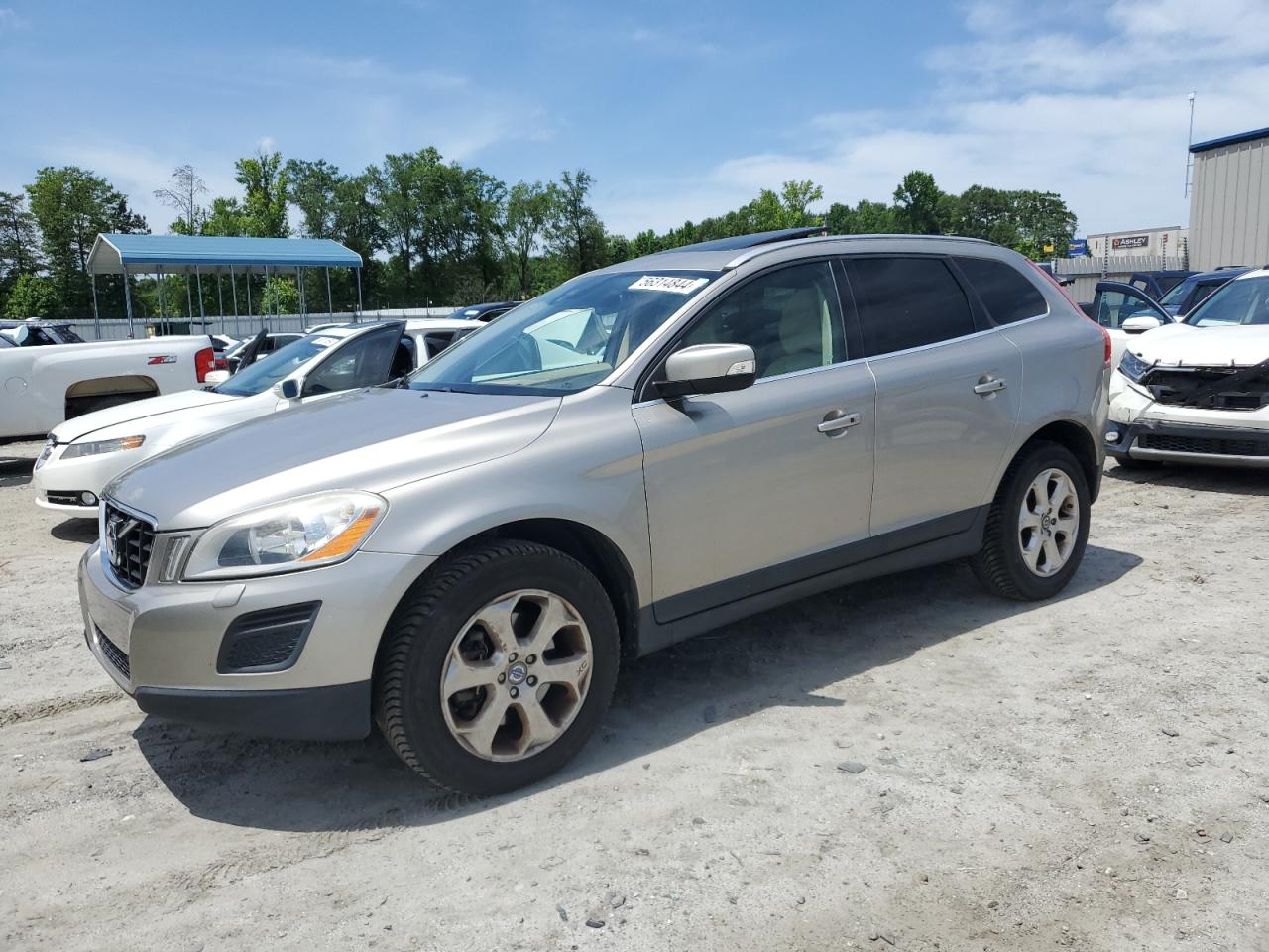VOLVO Xc60 3.2 2013