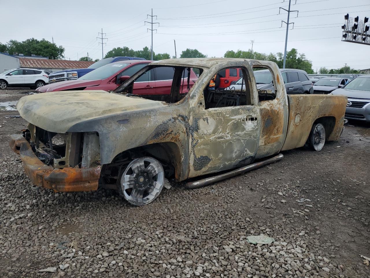 CHEVROLET SILVERADO 2013