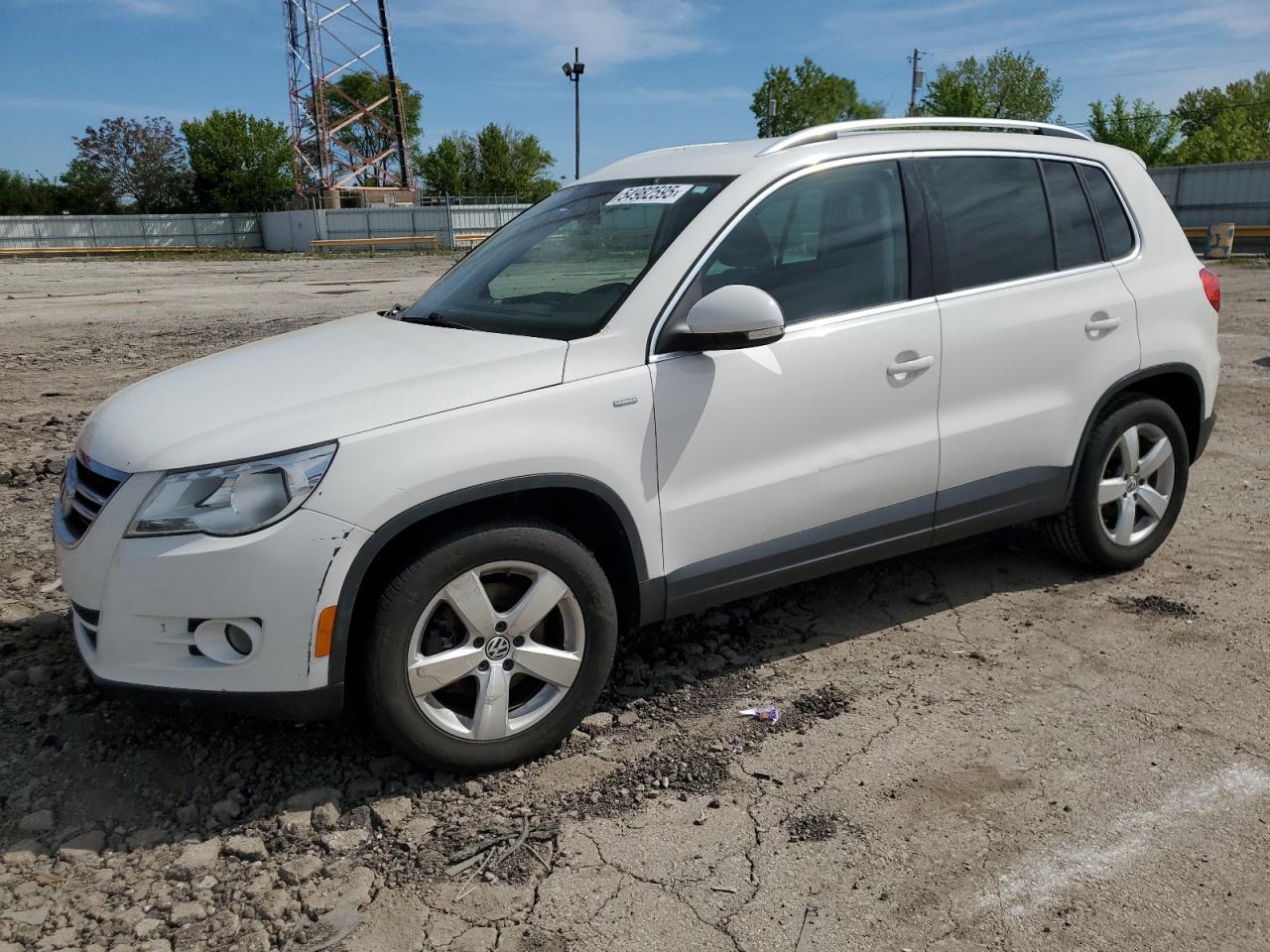 VOLKSWAGEN TIGUAN 2010