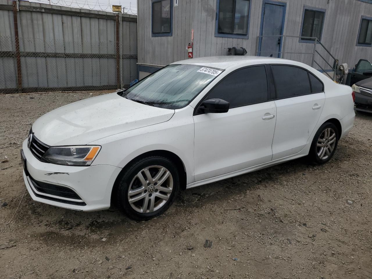 VOLKSWAGEN JETTA BASE 2015