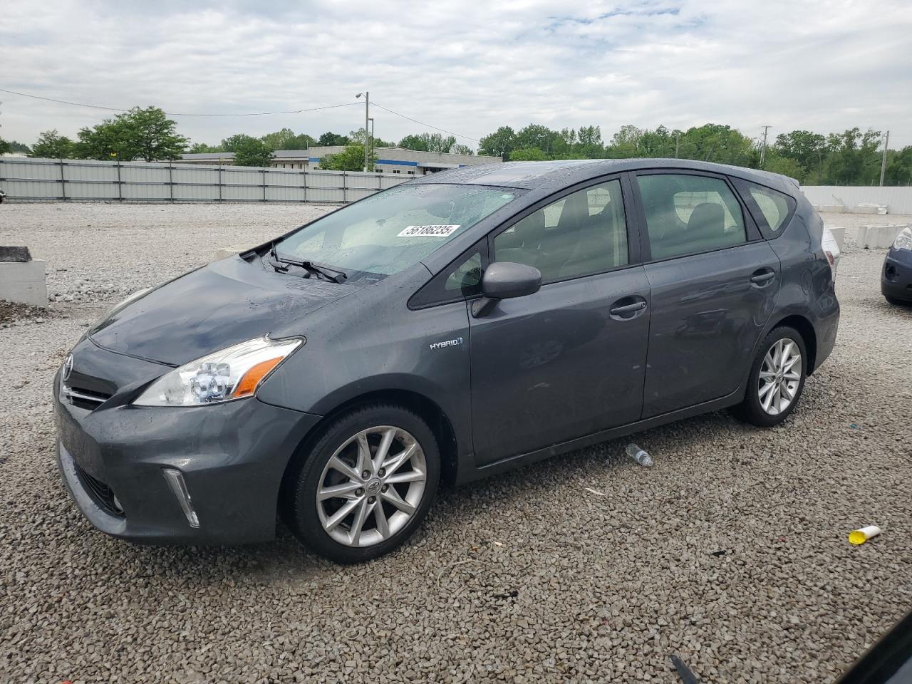 TOYOTA PRIUS V 2013