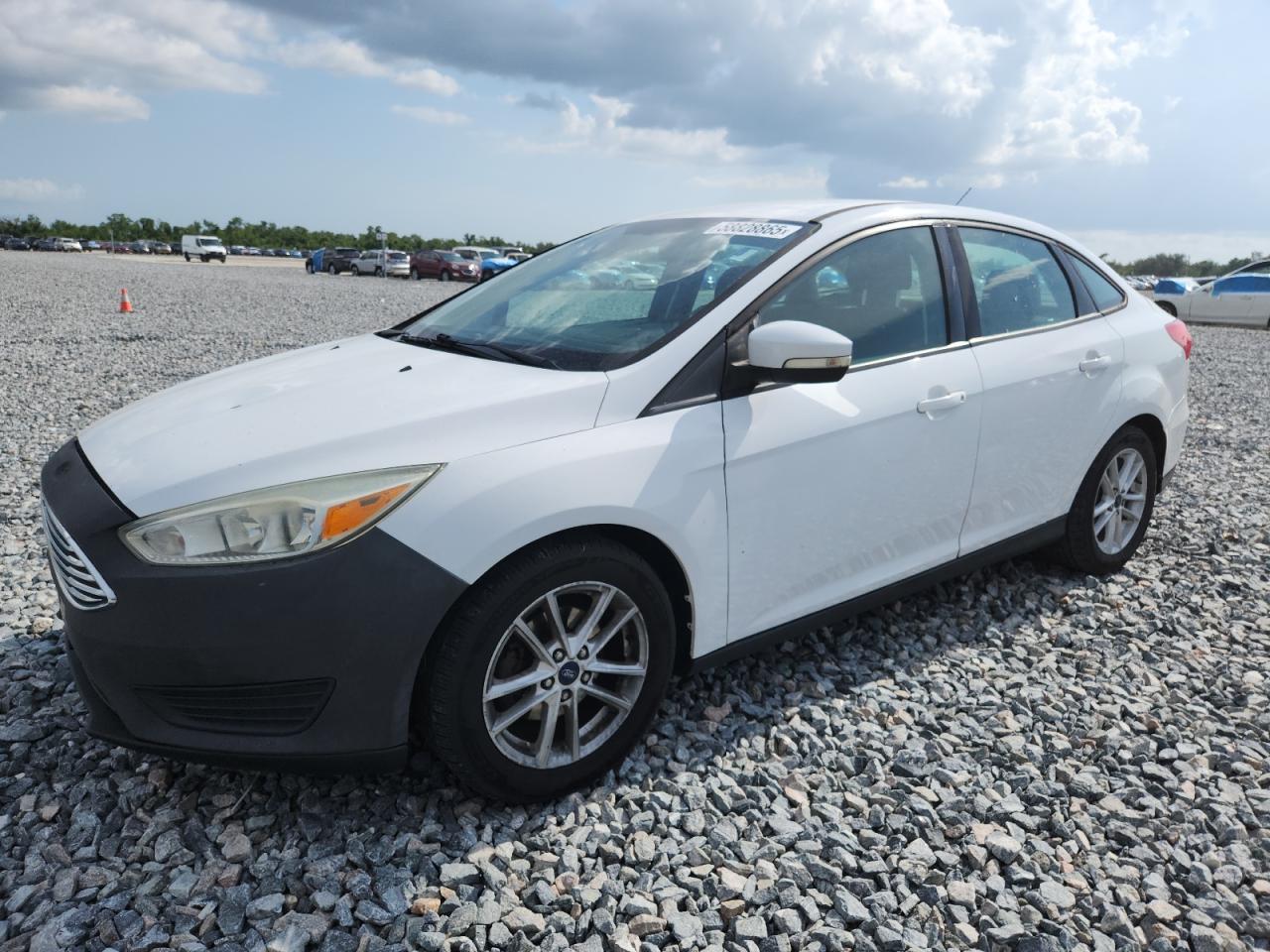 FORD FOCUS SE 2015
