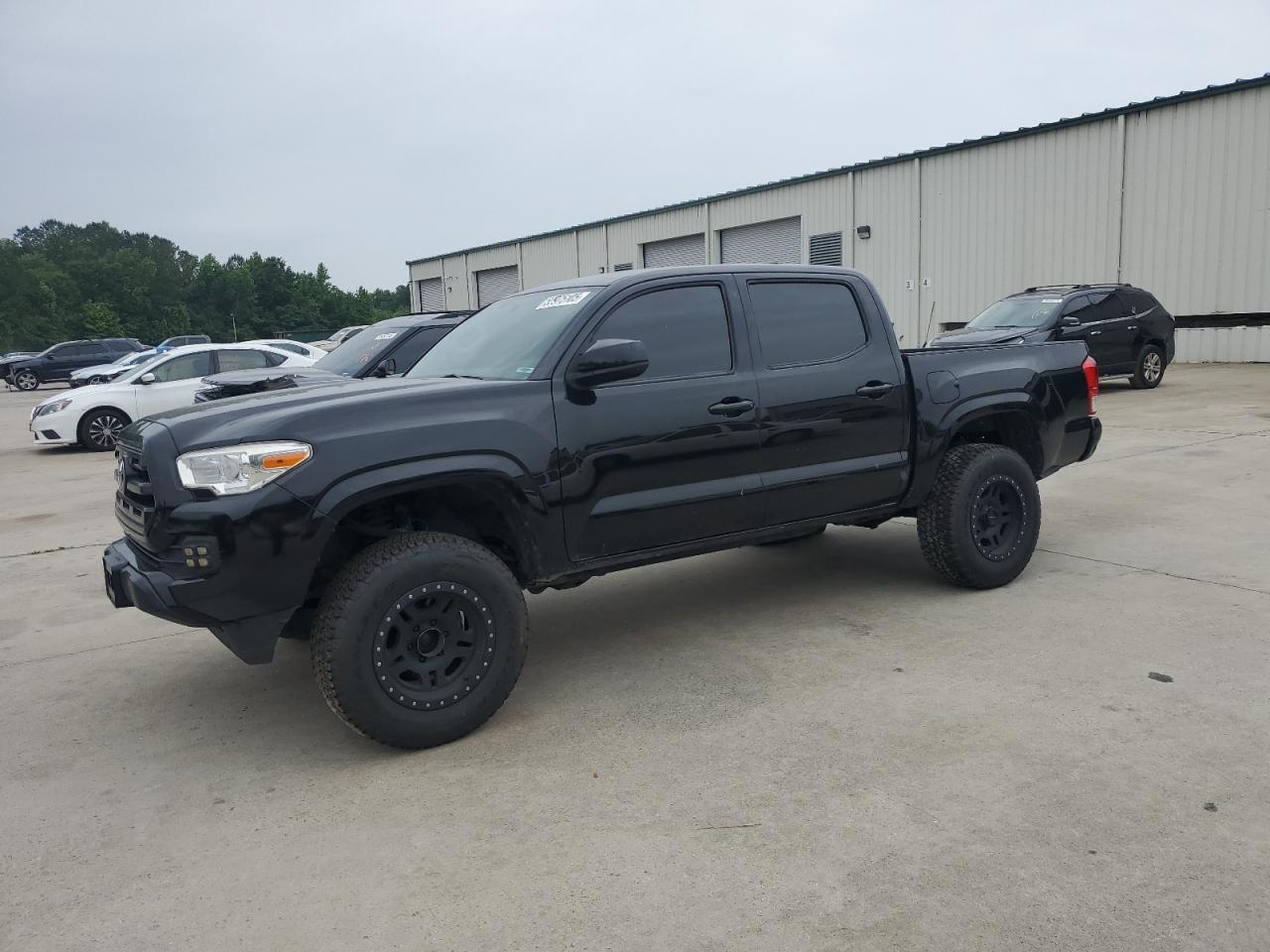 TOYOTA TACOMA DOU 2017