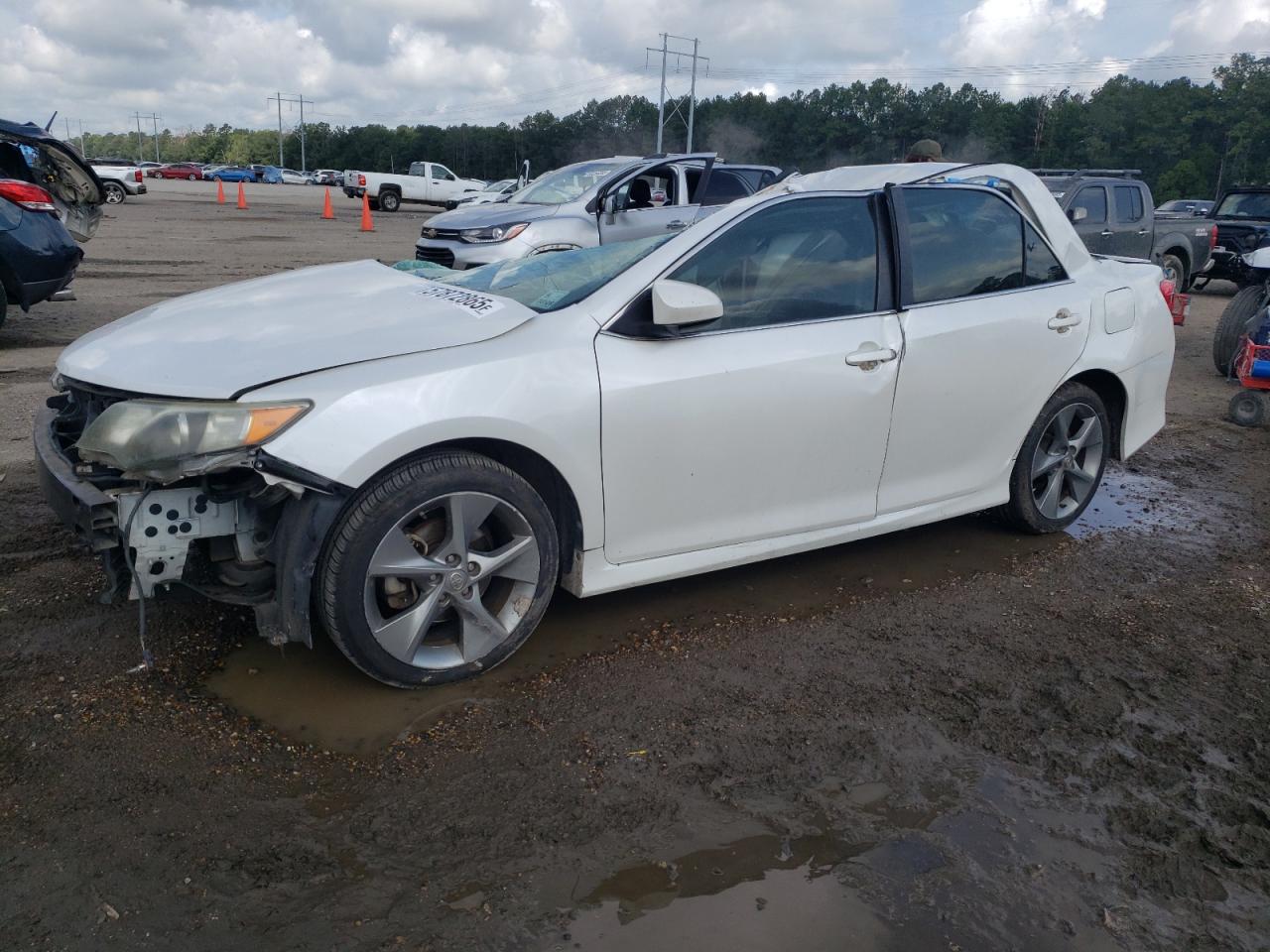 TOYOTA CAMRY BASE 2012