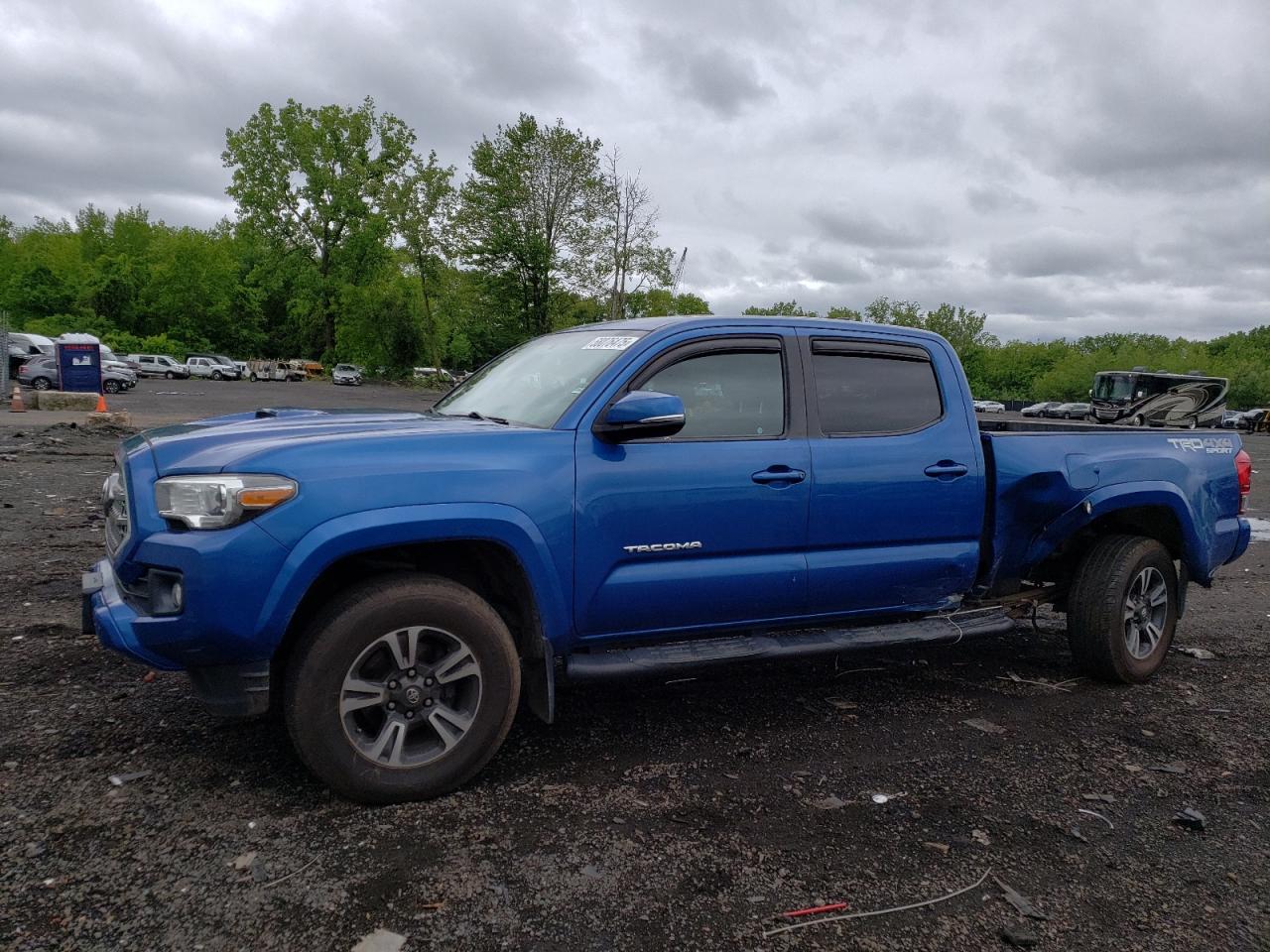 TOYOTA TACOMA DOU 2017