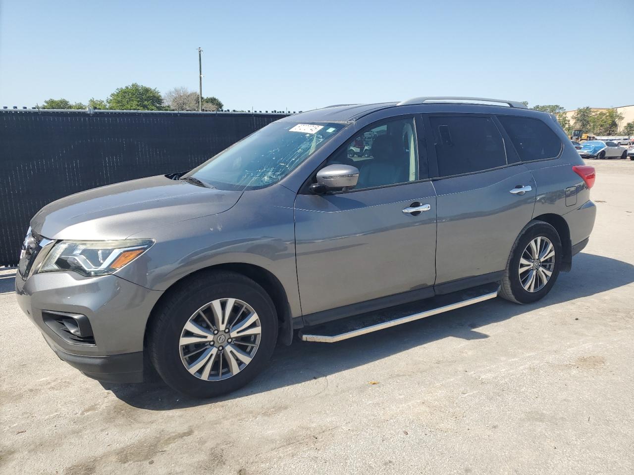 NISSAN PATHFINDER 2019