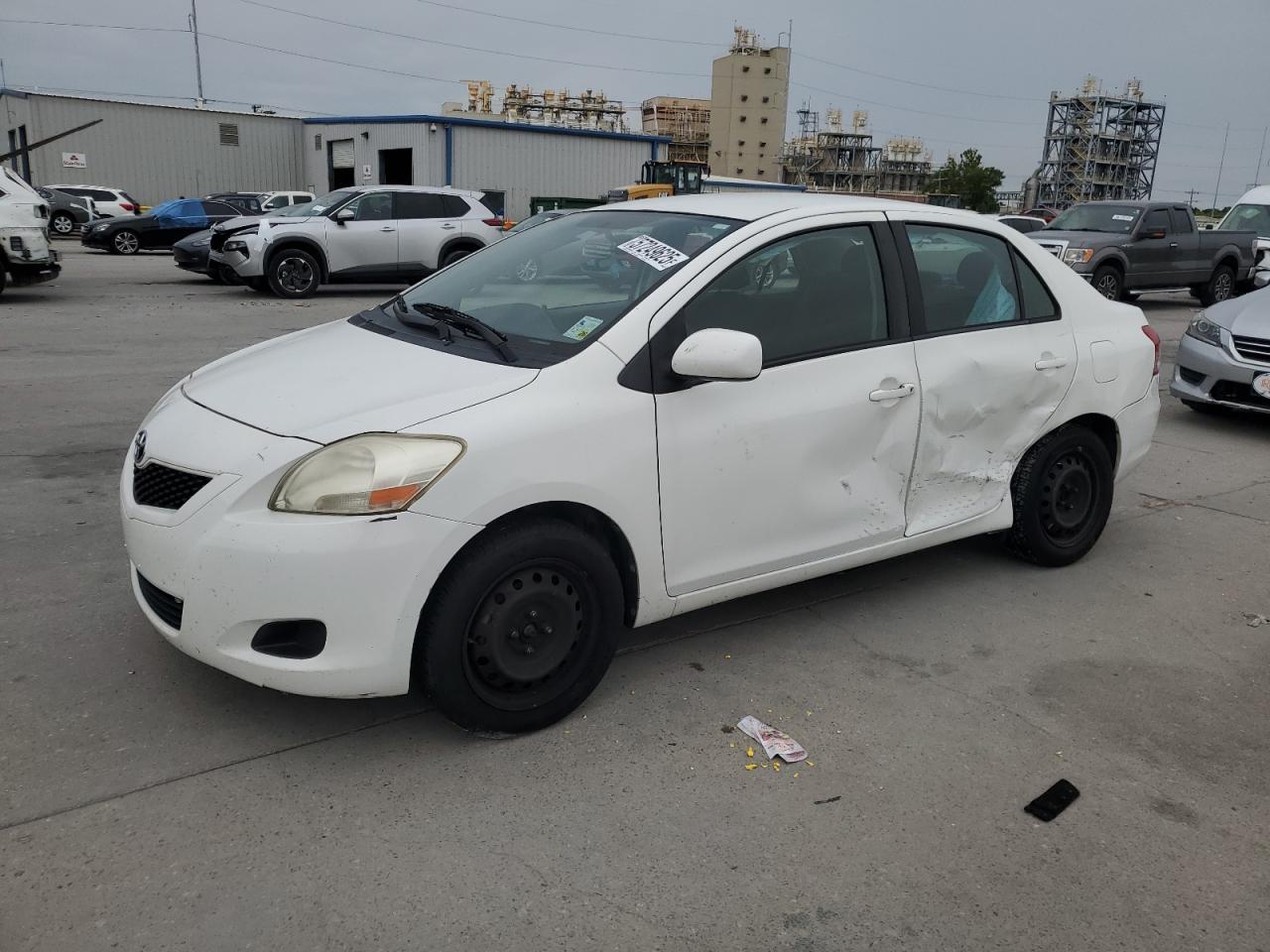 TOYOTA YARIS 2012