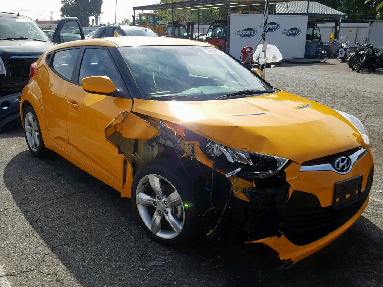 HYUNDAI VELOSTER 2015