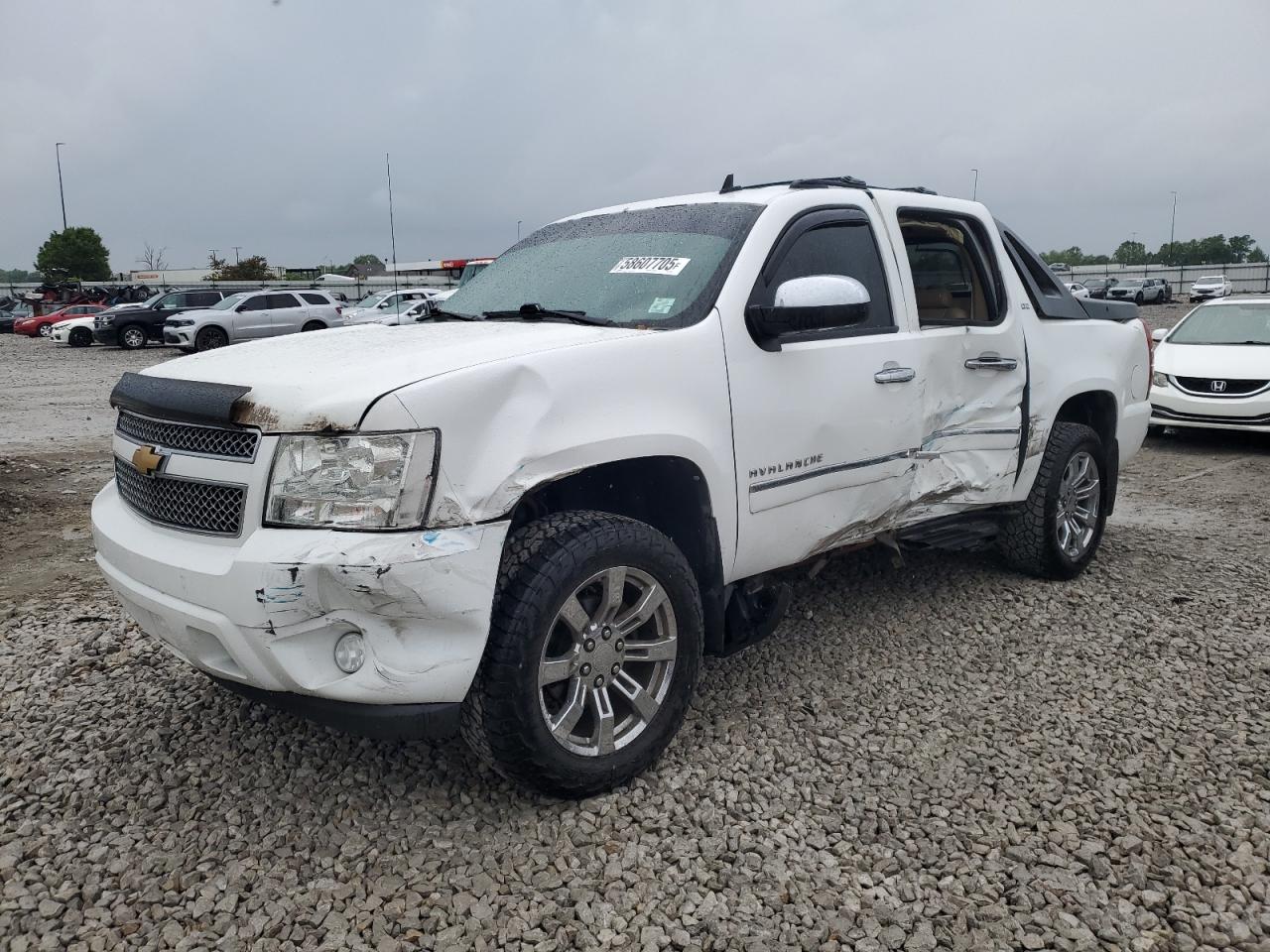 CHEVROLET AVALANCHE 2011