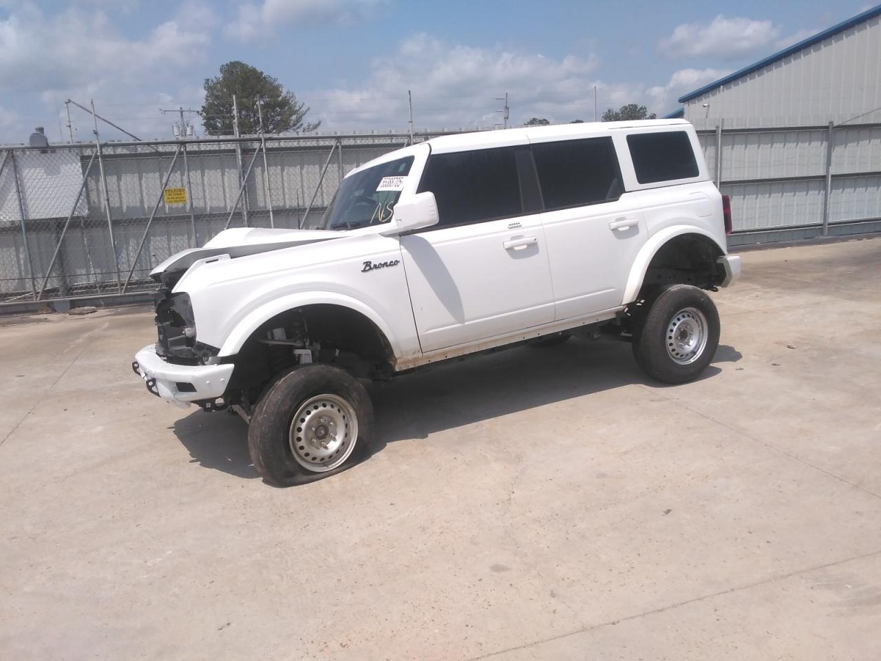 FORD BRONCO BAS 2022