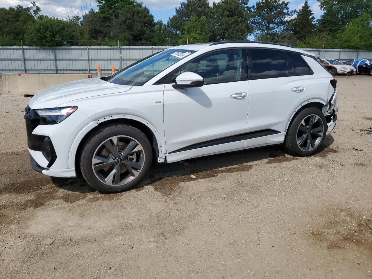 AUDI Q4 E-TRON 2024