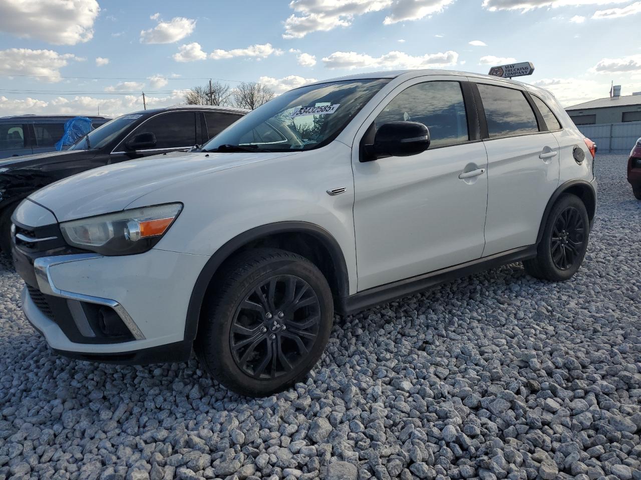 MITSUBISHI OUTLANDER 2019