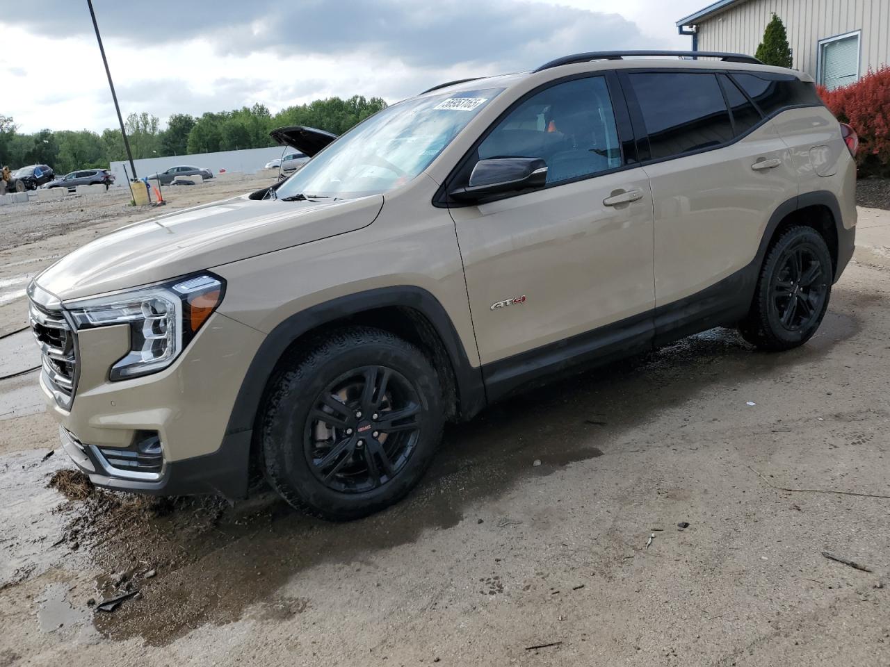 GMC TERRAIN AT 2022