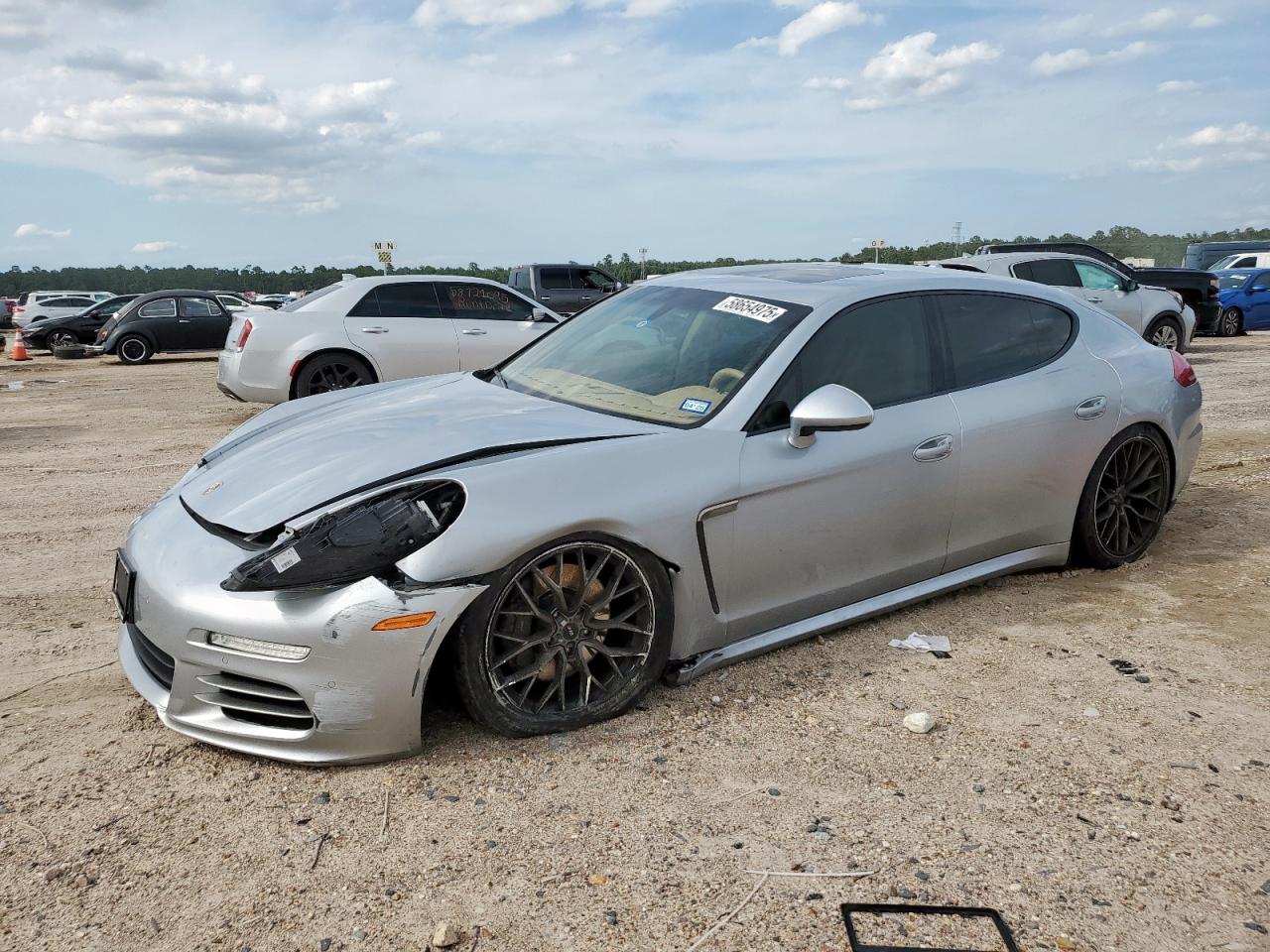 PORSCHE PANAMERA 2 2014