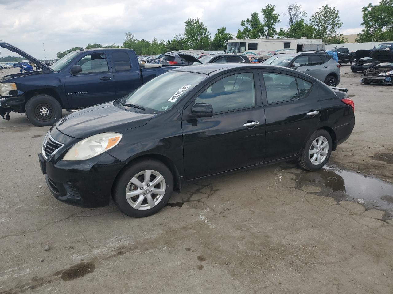 NISSAN VERSA S 2014