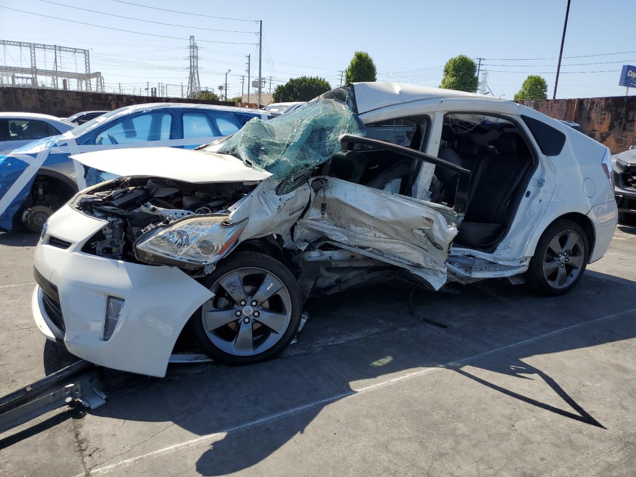 TOYOTA PRIUS 2015