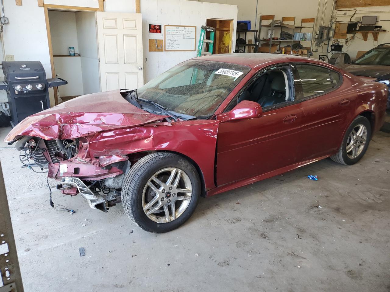 PONTIAC GRAND PRIX 2006