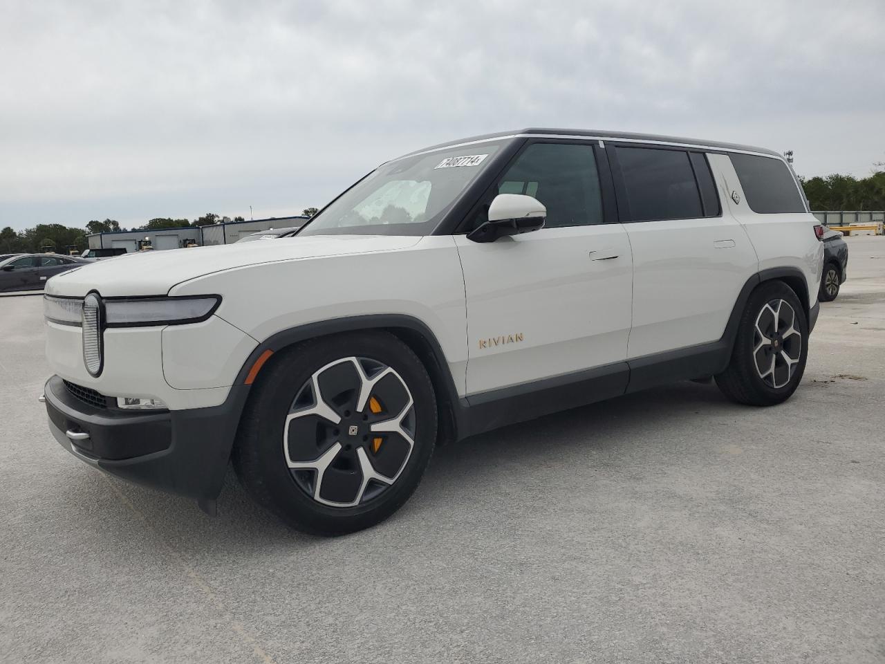 RIVIAN R1S ADVENT 2023